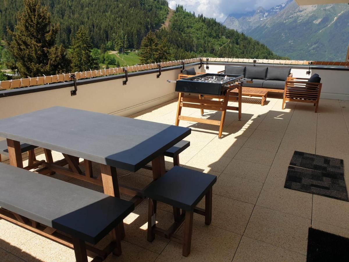 *NEW* Bellevue D’Oz Ski In Ski Out Luxury Apartment (8-10 Guests) - Chambres d'hôtes Oz