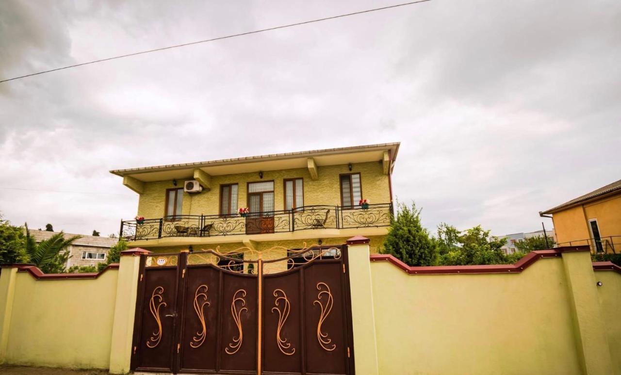 Sunrise Apartment - B&B Batumi