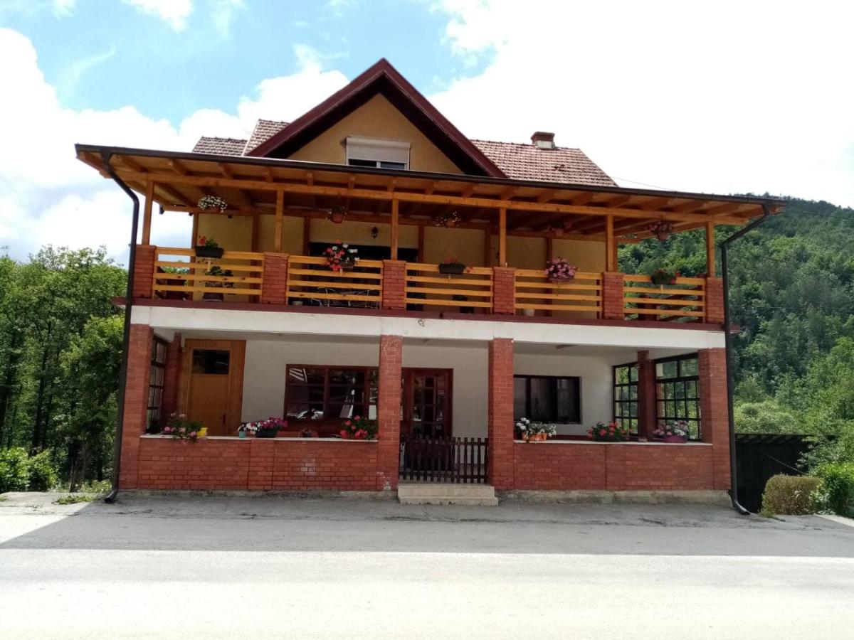 B&B Mokra Gora - Apartman Dunja i Miloš - Bed and Breakfast Mokra Gora