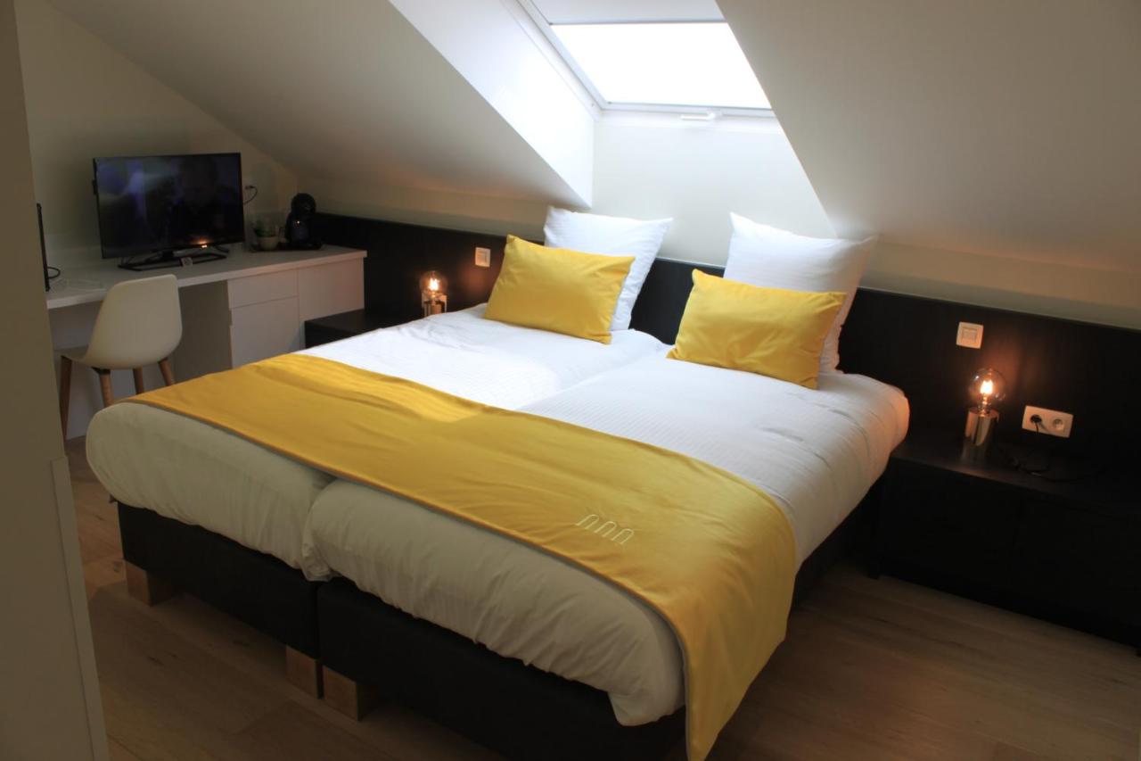 Deluxe Double Room with Shower