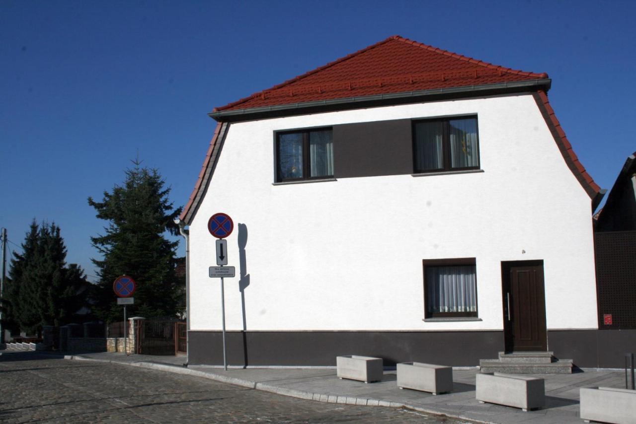 Apartment mit Terrasse