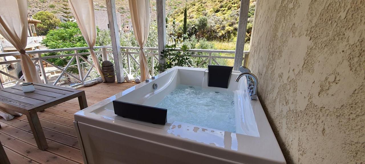 Suite with Hot Tub