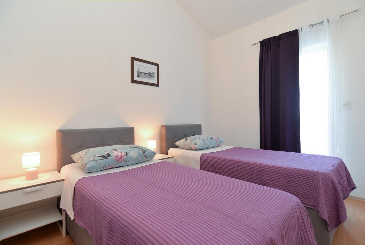 Appartamento con 2 Camere da Letto