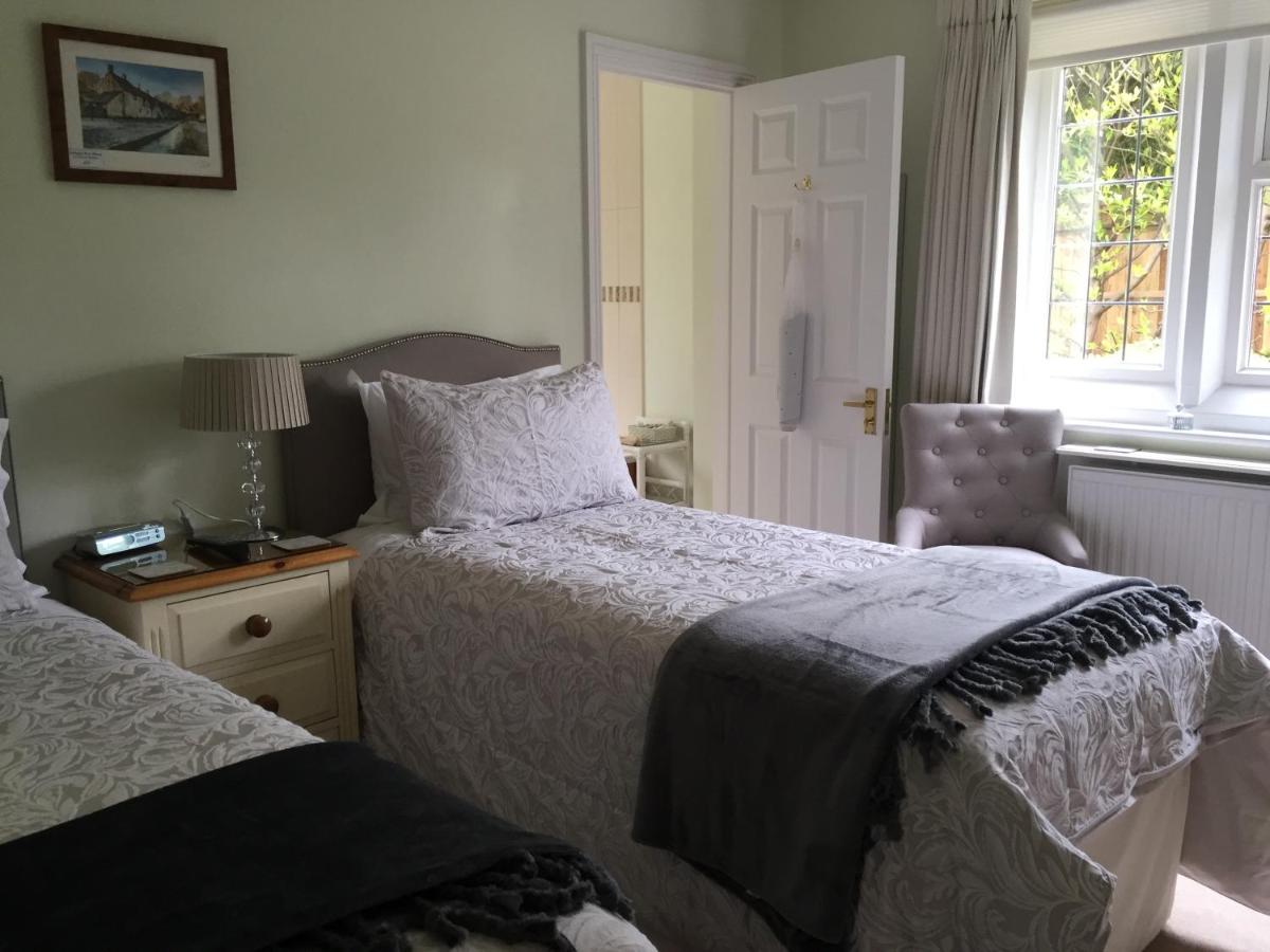 Twin Room with Bath