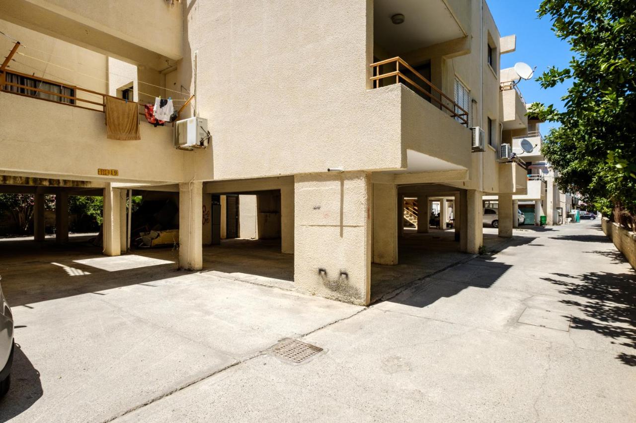 Lovely 2 BR Vacation Apt Kohili Beach - 3 Min Walk - Chambres d’hôtes