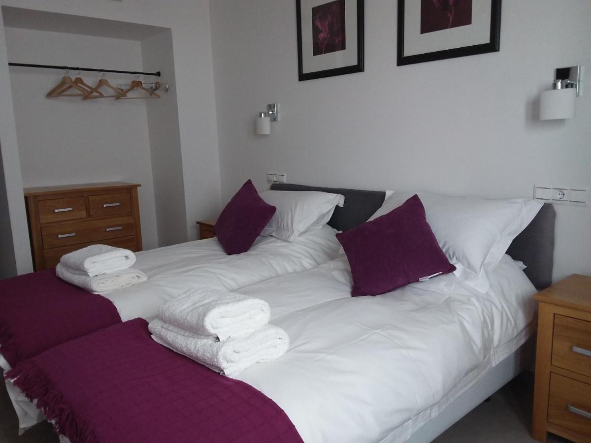 Large Twin Room