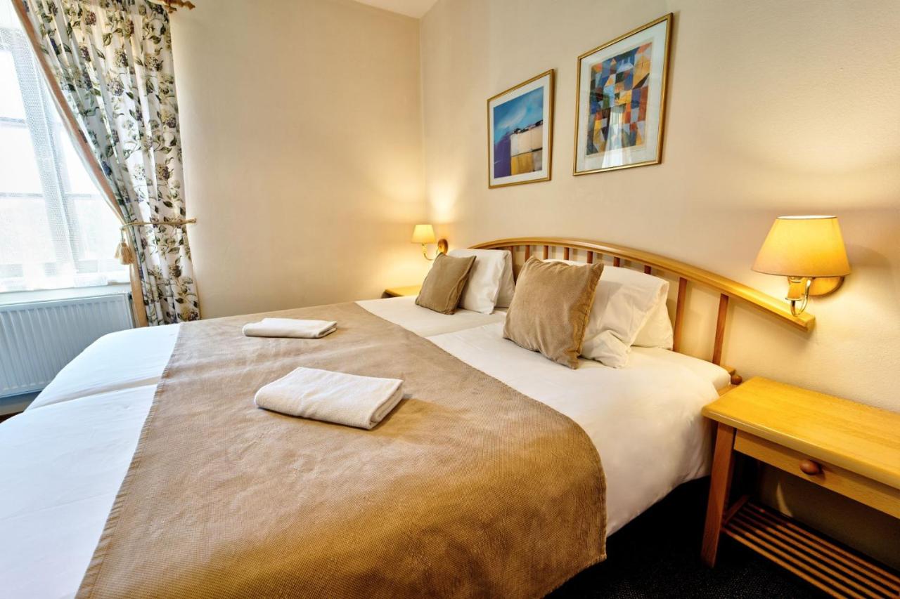Doppelzimmer mit Zustellbett
