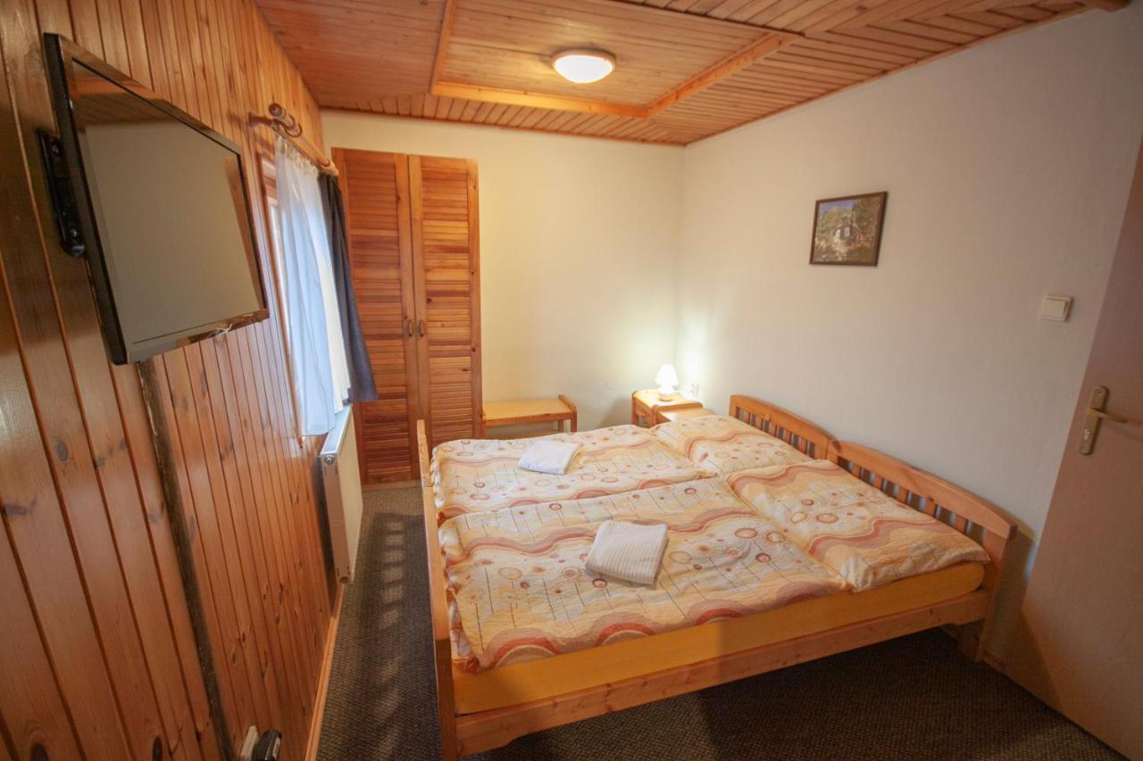 Triple Room with Bathroom