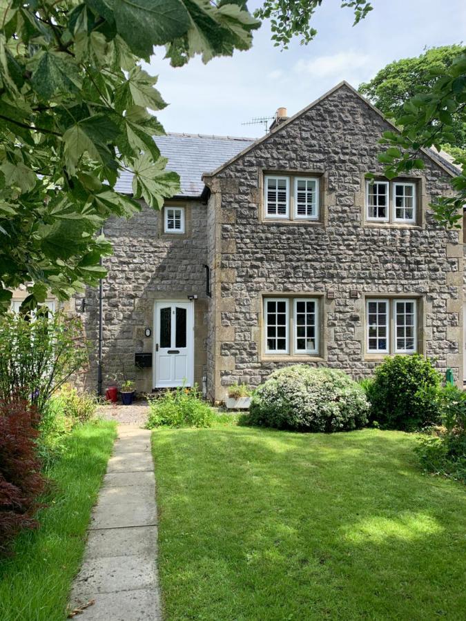 B&B Tideswell - Cathedral View - Bed and Breakfast Tideswell