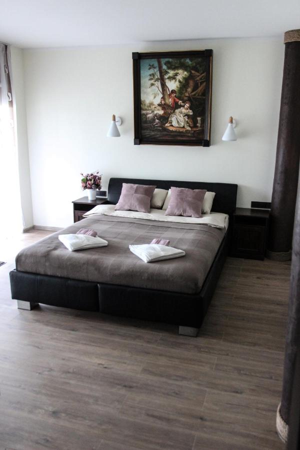 B&B Ignalina - Vila Romnesa - Bed and Breakfast Ignalina