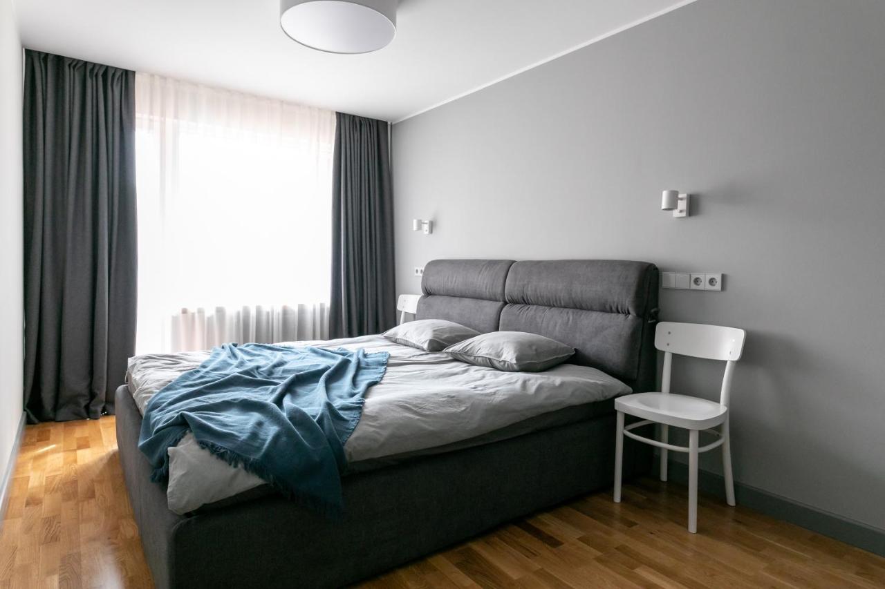 B&B Ventspils - Brand New, Family-friendly with a great location - Moon Apartment - Bed and Breakfast Ventspils