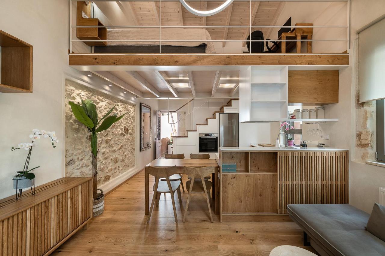 Chania Escapes City Loft 50 meters by the Sea - B&B Chania