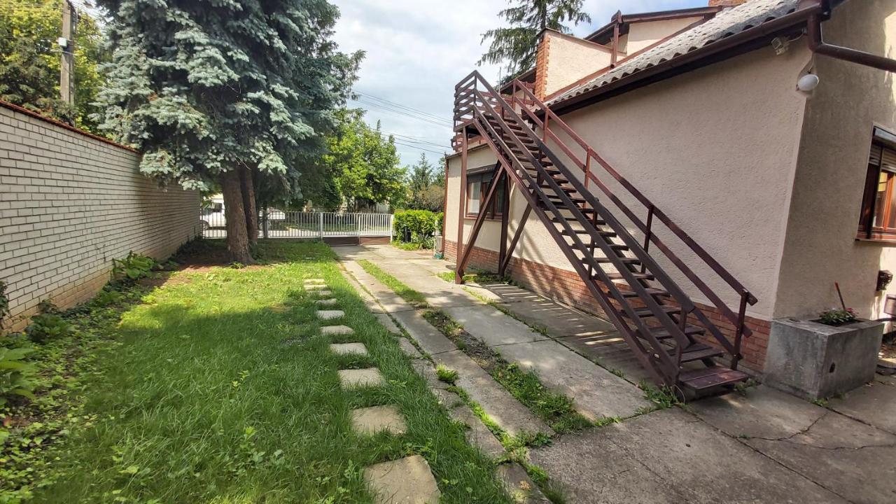 Edit Apartmanház - B&B Hajdúszoboszló
