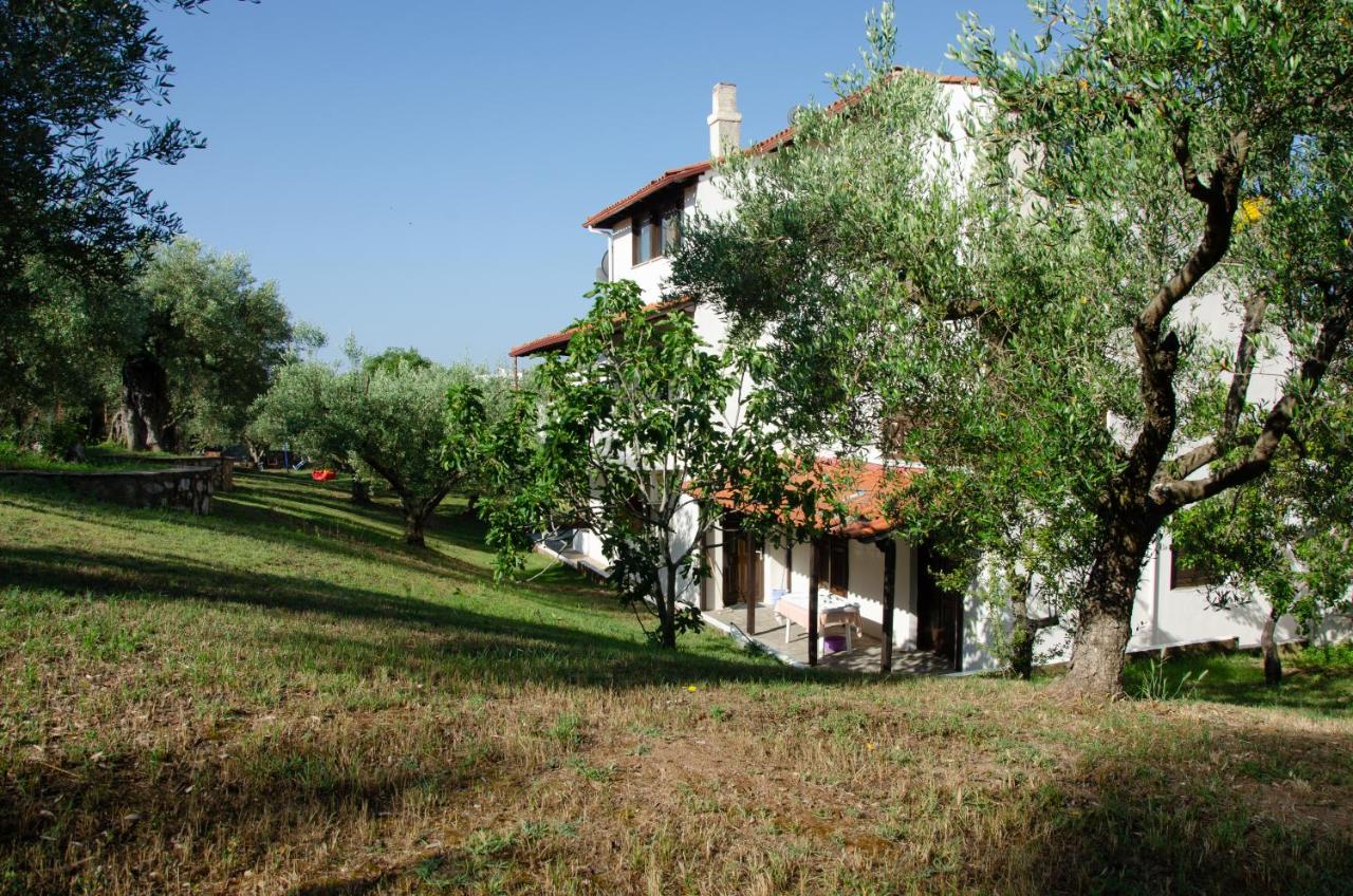 Makis House - Bed and Breakfast
