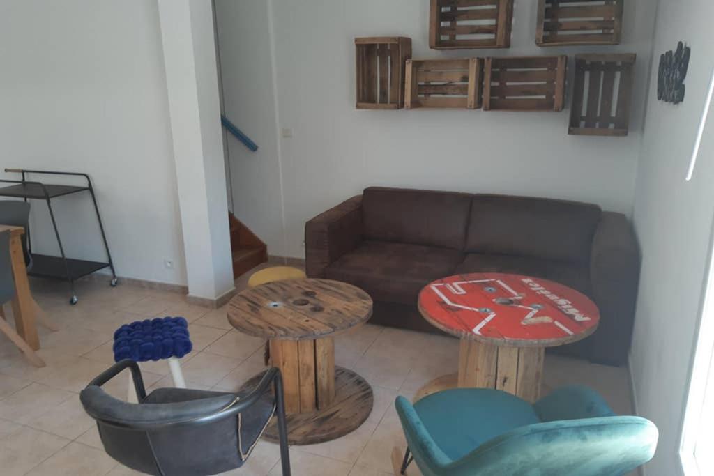 Maison Aigues-Mortes 8 couchages - B&B