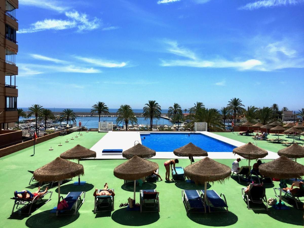 Costa Paradise - BEACHFRONT APARTMENT - Chambres d’hôtes Fuengirola