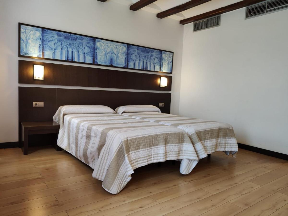 B&B Navarrete - Hotel Rey Sancho - Bed and Breakfast Navarrete