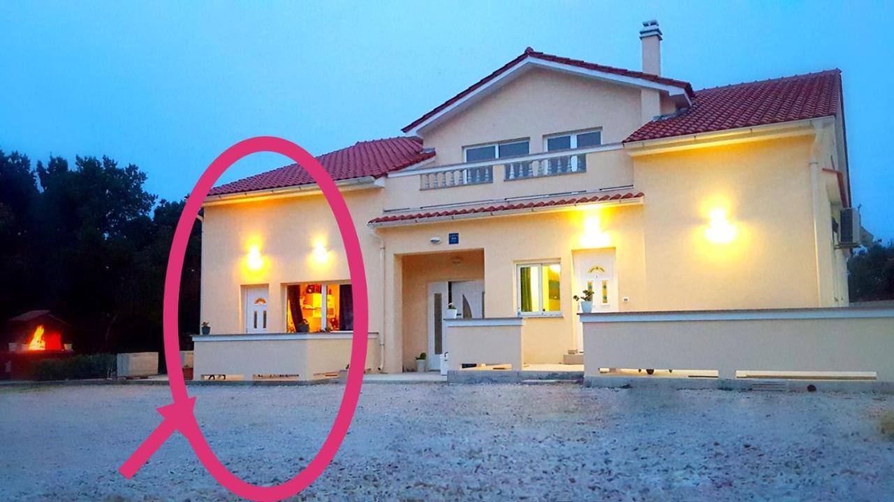 Apartmani "Sandro" Gonar - B&B