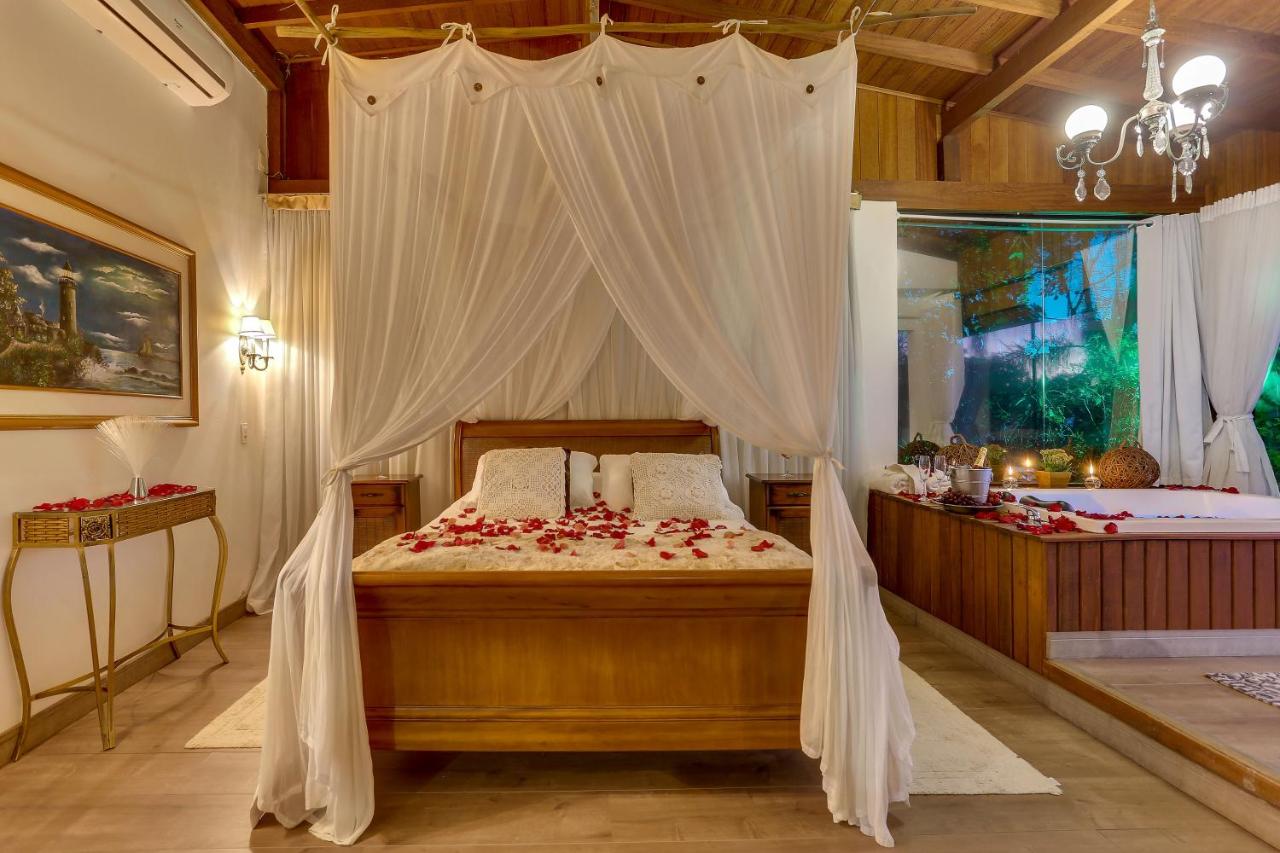 Suite with Lake View