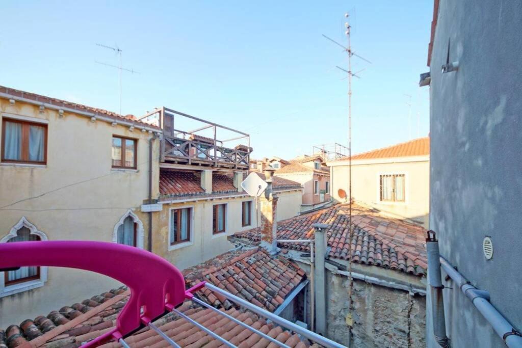 Venice 410 San Polo Roky wifi center city - B&B Venecia