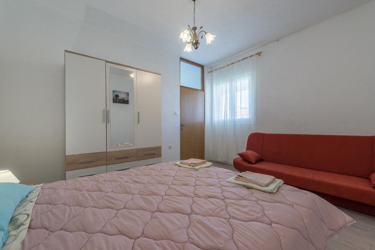 Apartmani Mlinar9 #2 - Chambres d’hôtes