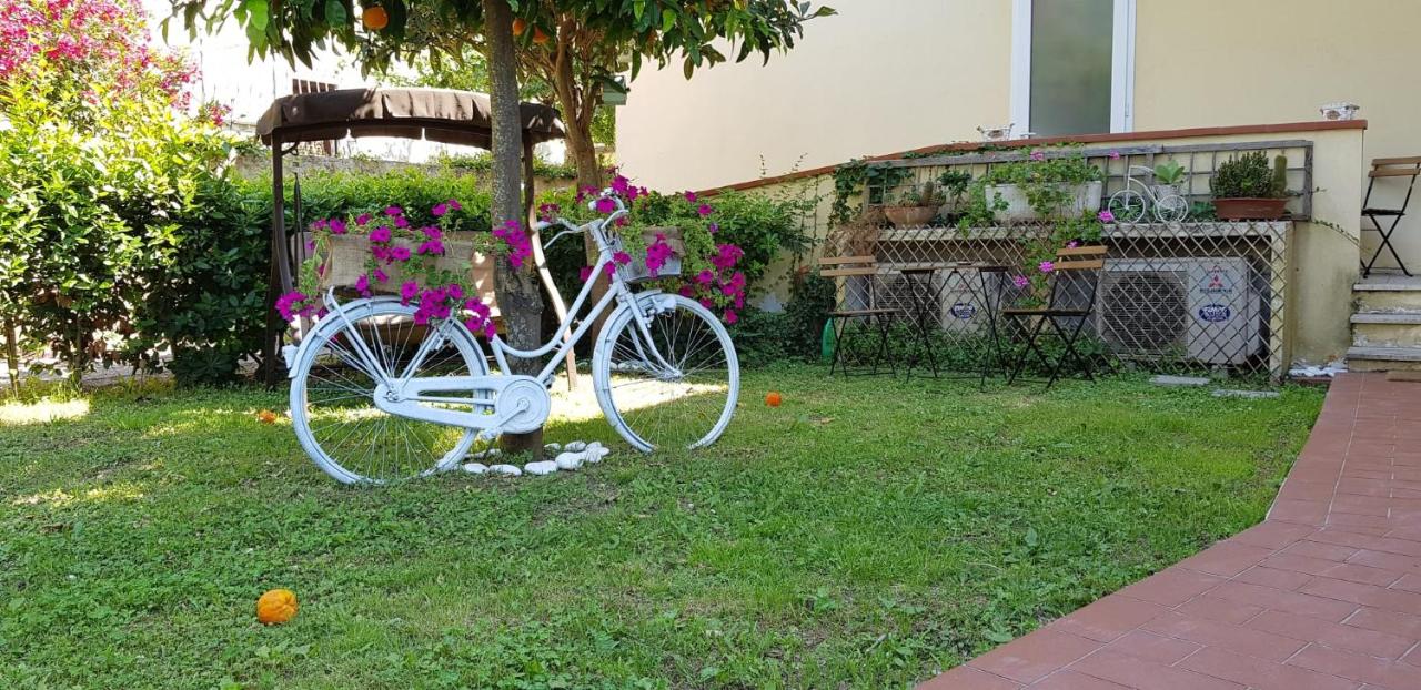 Villa Noemi Bed&Breakfast - Bed and Breakfast