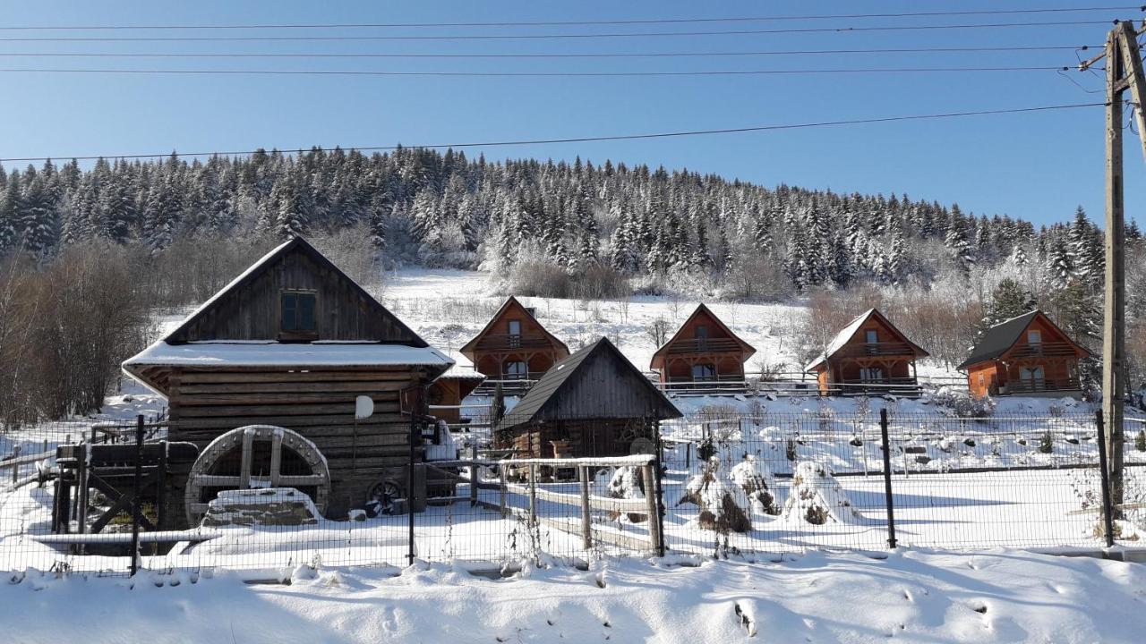 B&B Wiśniowa - Domki Karczma Zbójnicka - Bed and Breakfast Wiśniowa