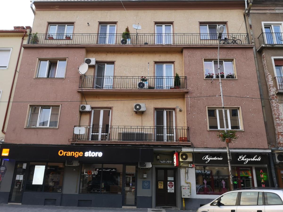 Bulevard mansards - Bed and Breakfast
