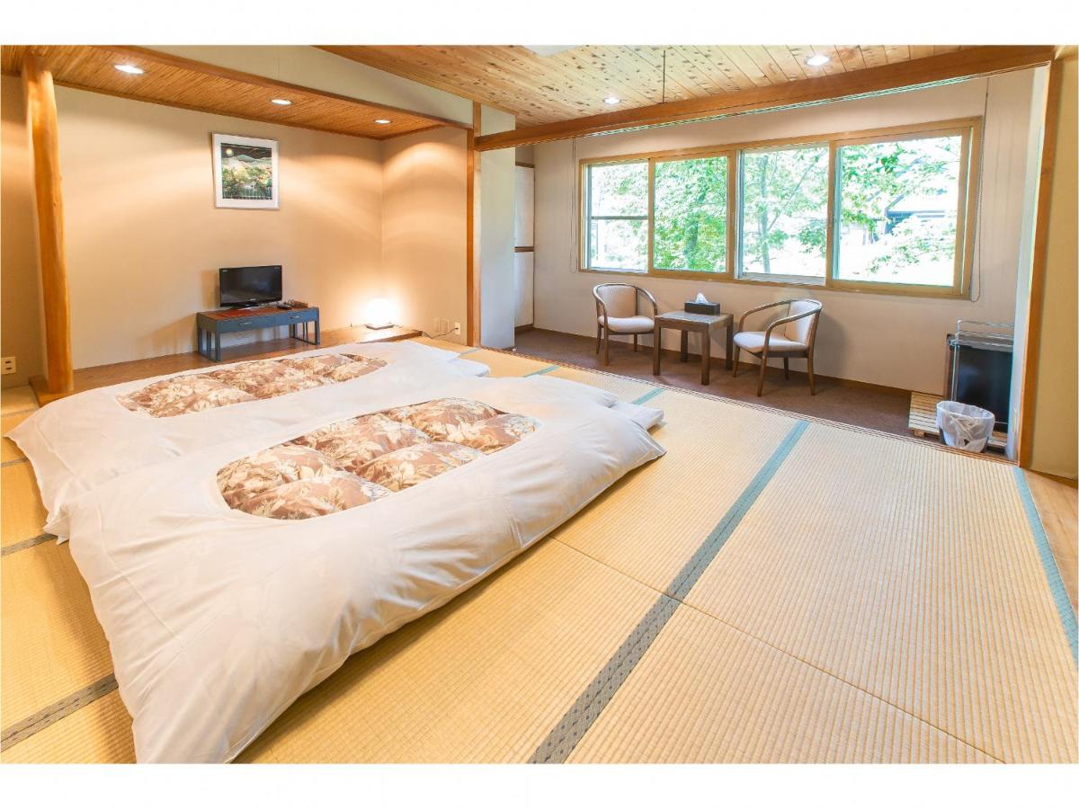 Japanese-Style Quadruple Room with Shared Bathroom