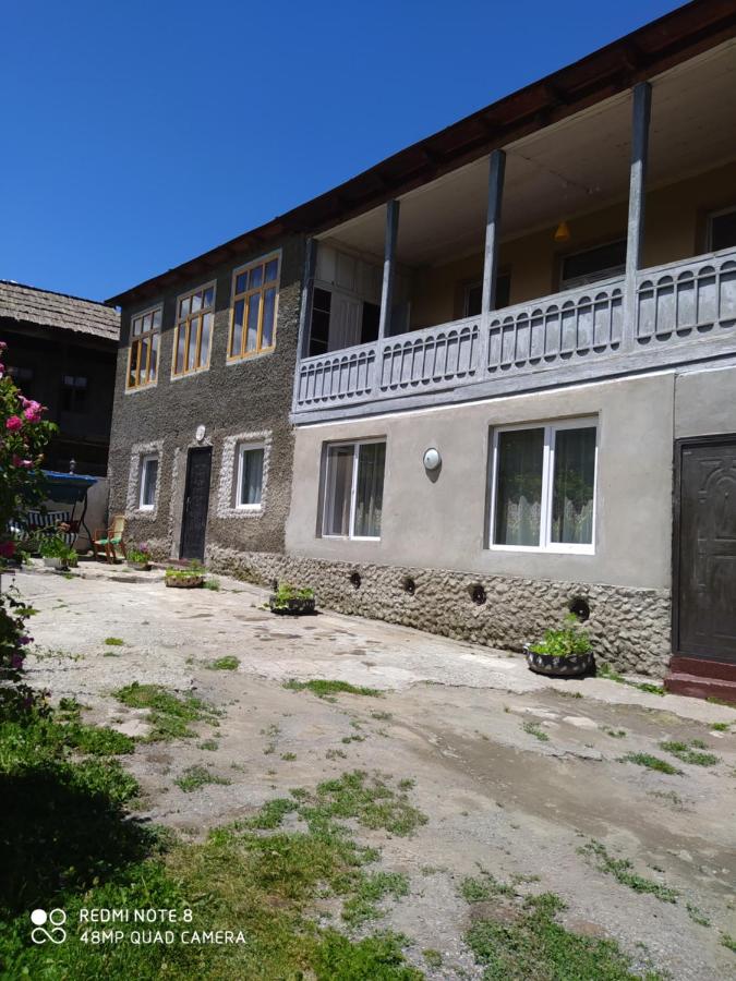Guest House Latali - B&B