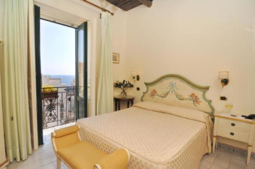 Studio avec Terrasse et Vue sur la Mer