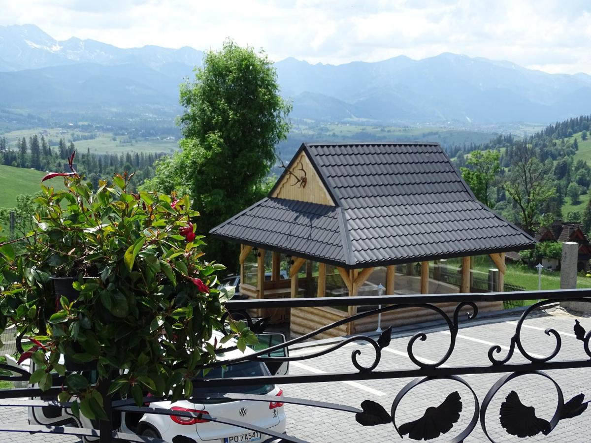 Chambre Triple – Vue sur Montagne