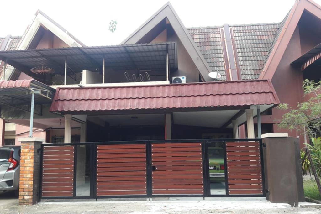 B&B Kuala Terengganu - D Santai Homestay - Bed and Breakfast Kuala Terengganu