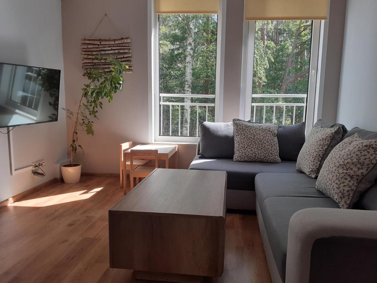 Apartament nad Jeziorem Sławskim - B&B