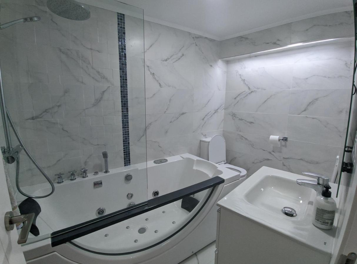 Casa con habitaciones privadas - B&B