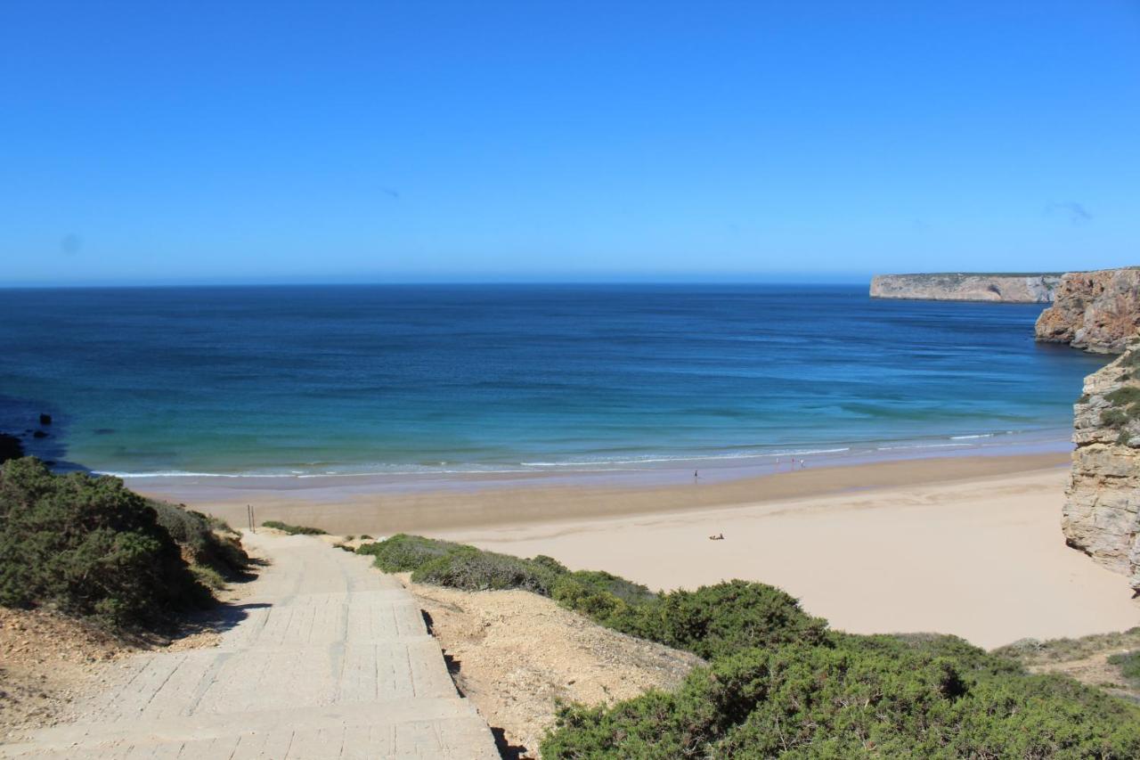 B&B Sagres - Beach Front Apartment 2 - Bed and Breakfast Sagres