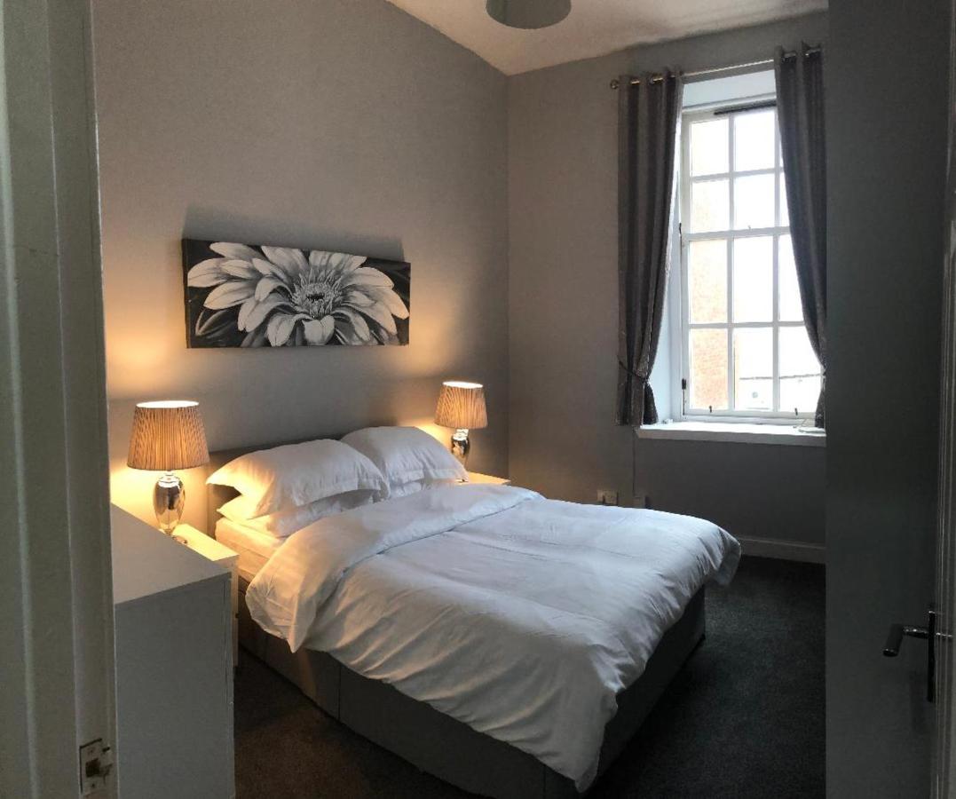 B&B Kilmarnock - The Station Apartment - Bed and Breakfast Kilmarnock