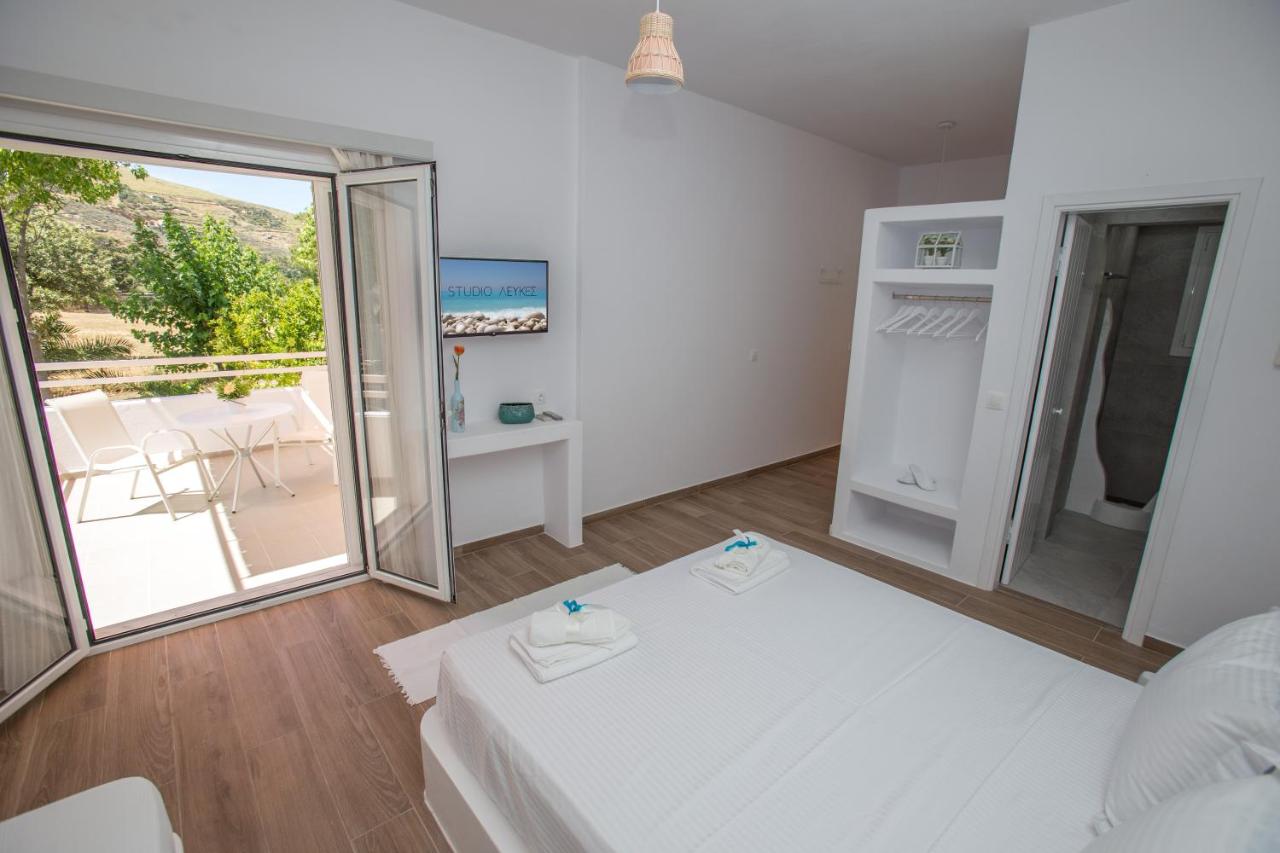 Triple Room with Garden View