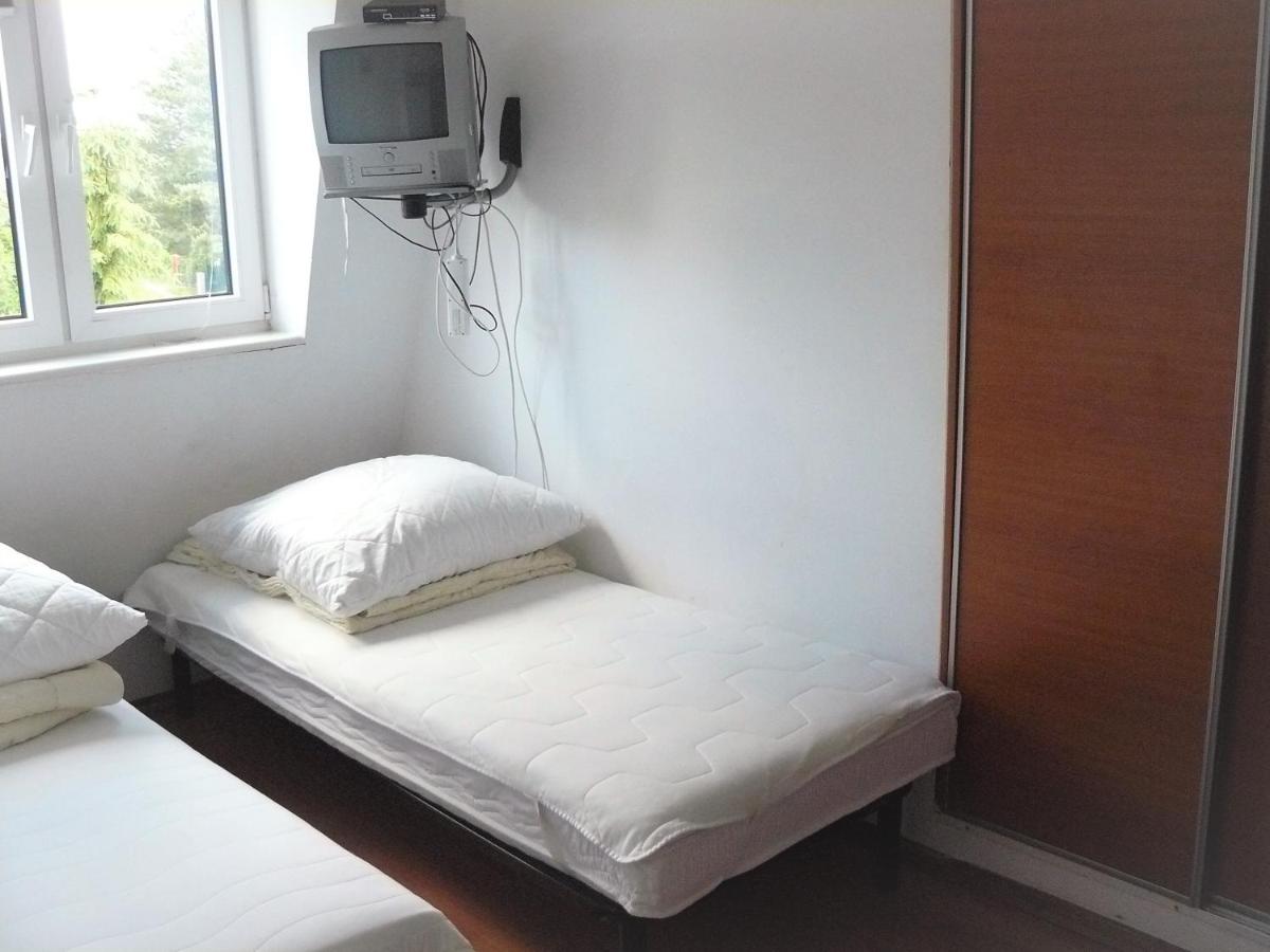 Twin Room with Private External Bathroom