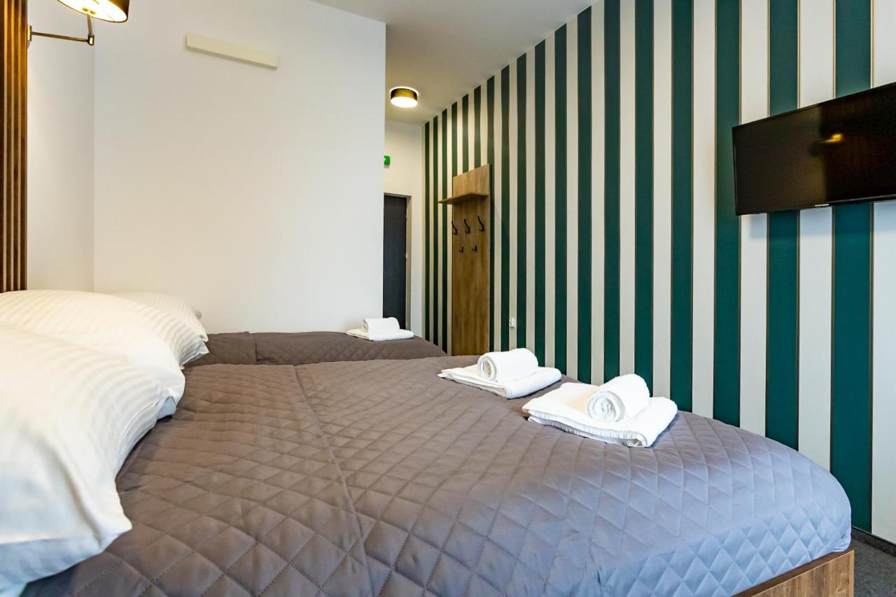 Triple Room with Lake View