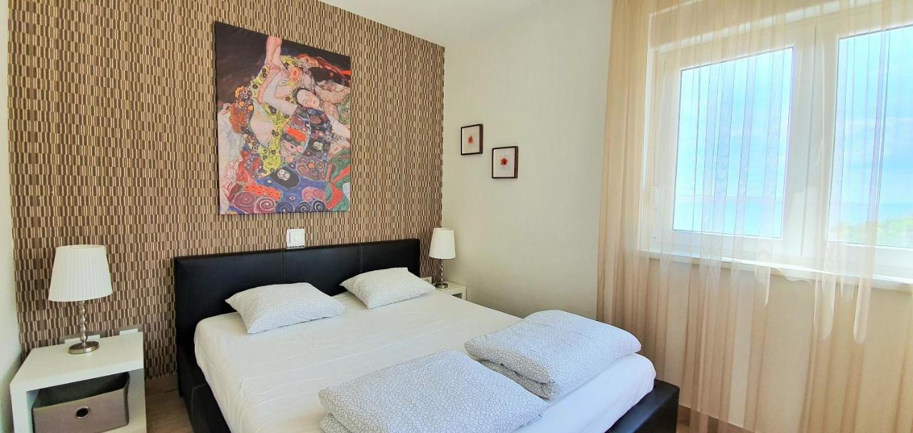 Appartement 1 Chambre - Vue sur Jardin et Mer