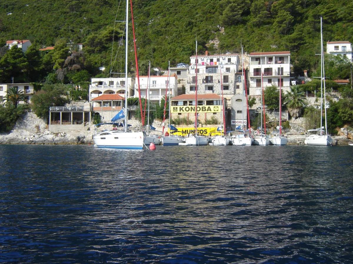 Apartments "Villa Mungos" Sobra - Bed and Breakfast