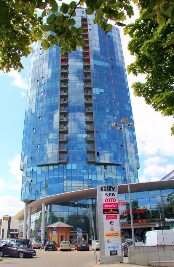 Helios Luxury apartment in Vilnius skyscraper - B&B
