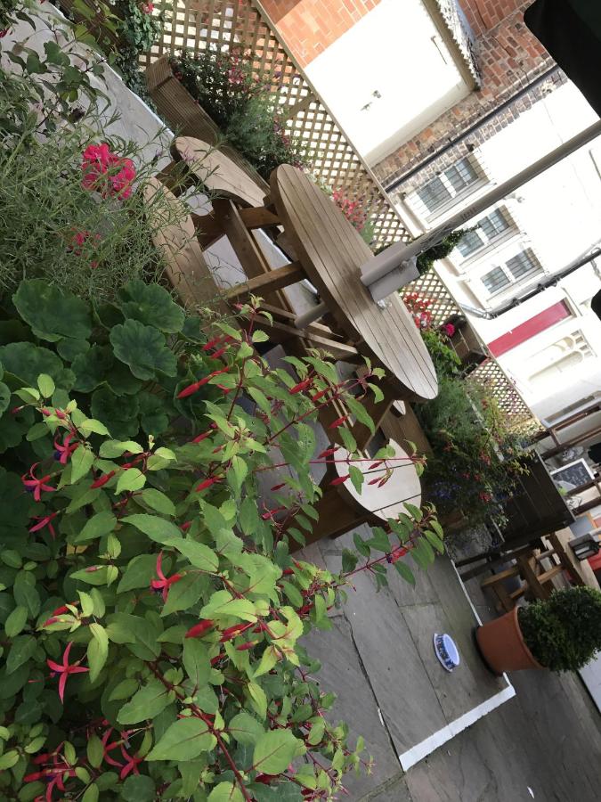 Chapter Two Bar - B&B
