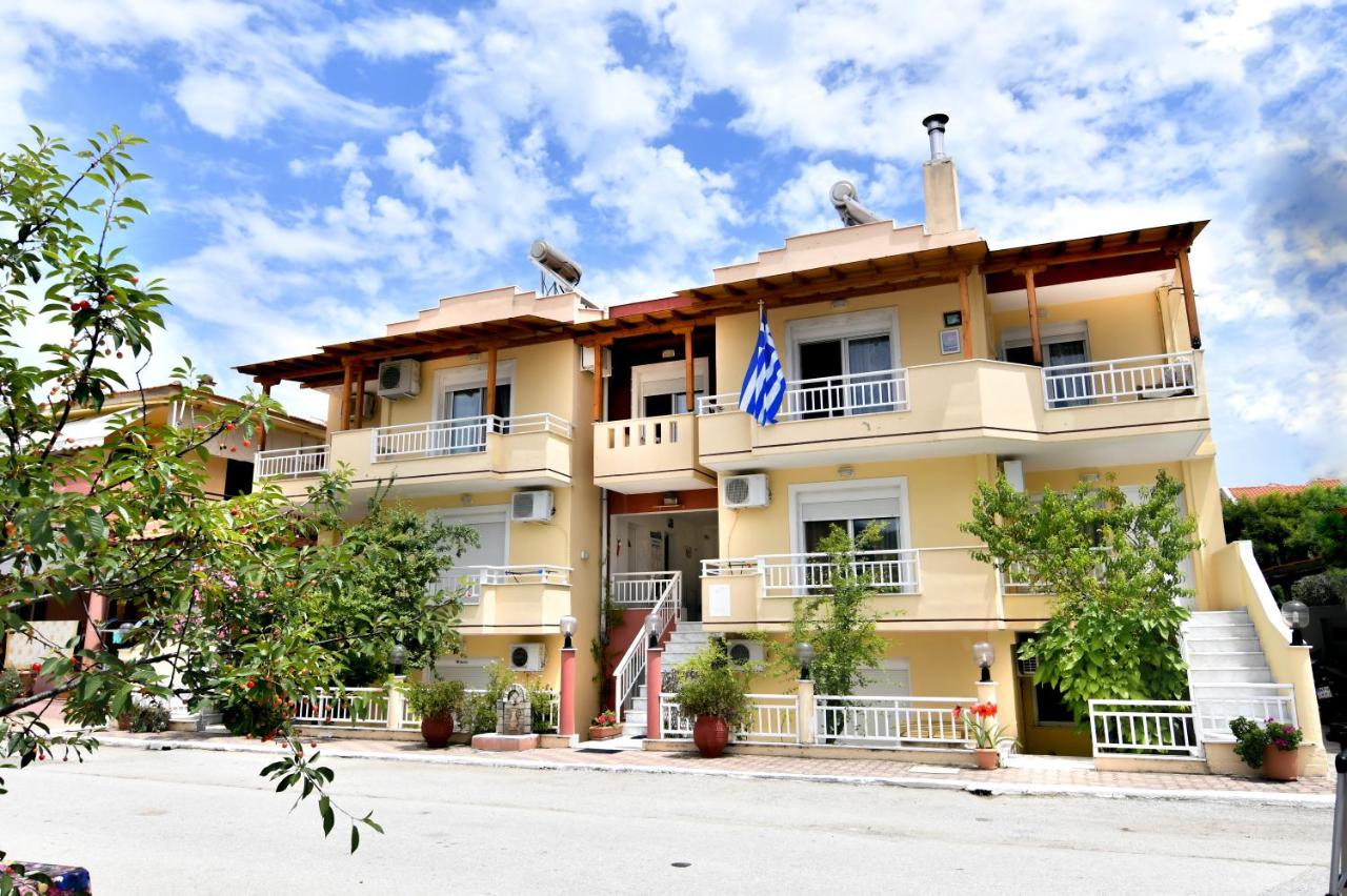 House Ilias - Ferienwohnung Sárti