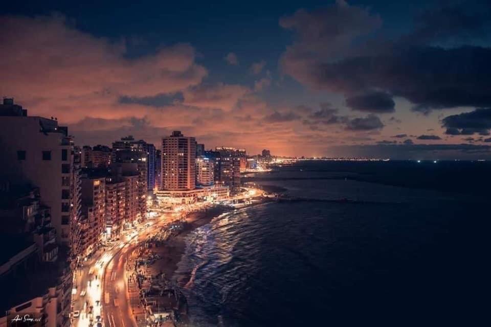 B&B Alexandria - Breathtaking Wide Seaview Apartment - Bed and Breakfast Alexandria