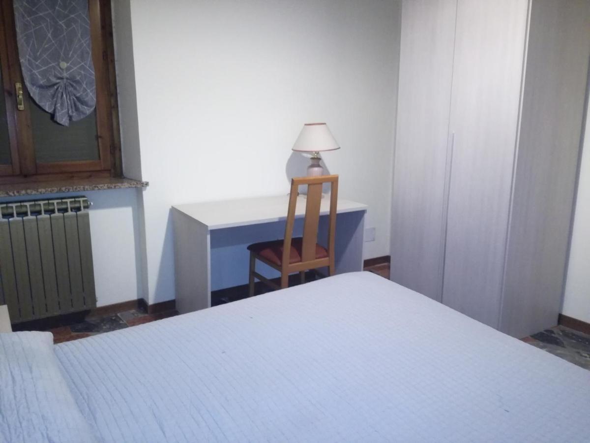 Doppelzimmer mit eigenem externen Bad