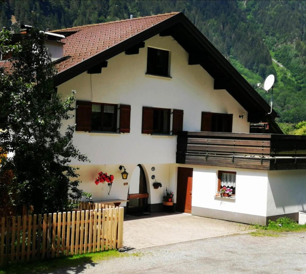 Ferienwohnung Waldhaus - Ferienwohnung St. Gallenkirch