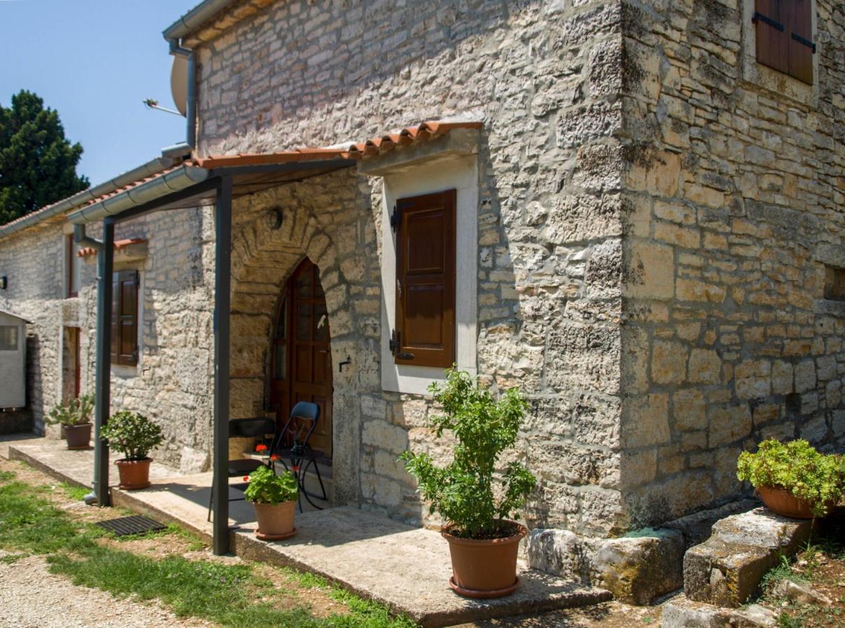 Apartments Heraki - B&B Sveti Lovreč