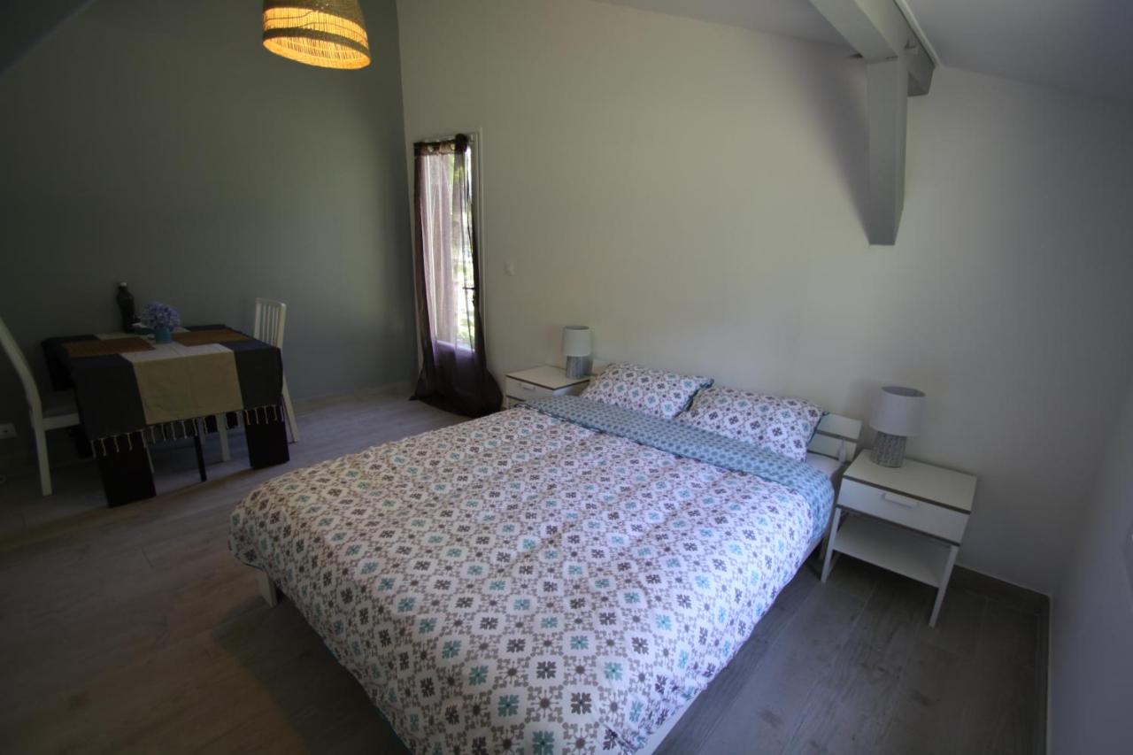 Doppelzimmer mit Gartenblick